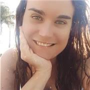 Soy recien graduada en Turismo impartido en la Universidad de Alicante y por la UNED. He estado 2 años viviendo en Inglaterra y a la vez soy estudiante de inglés y alemán en la escuela oficial de idiomas